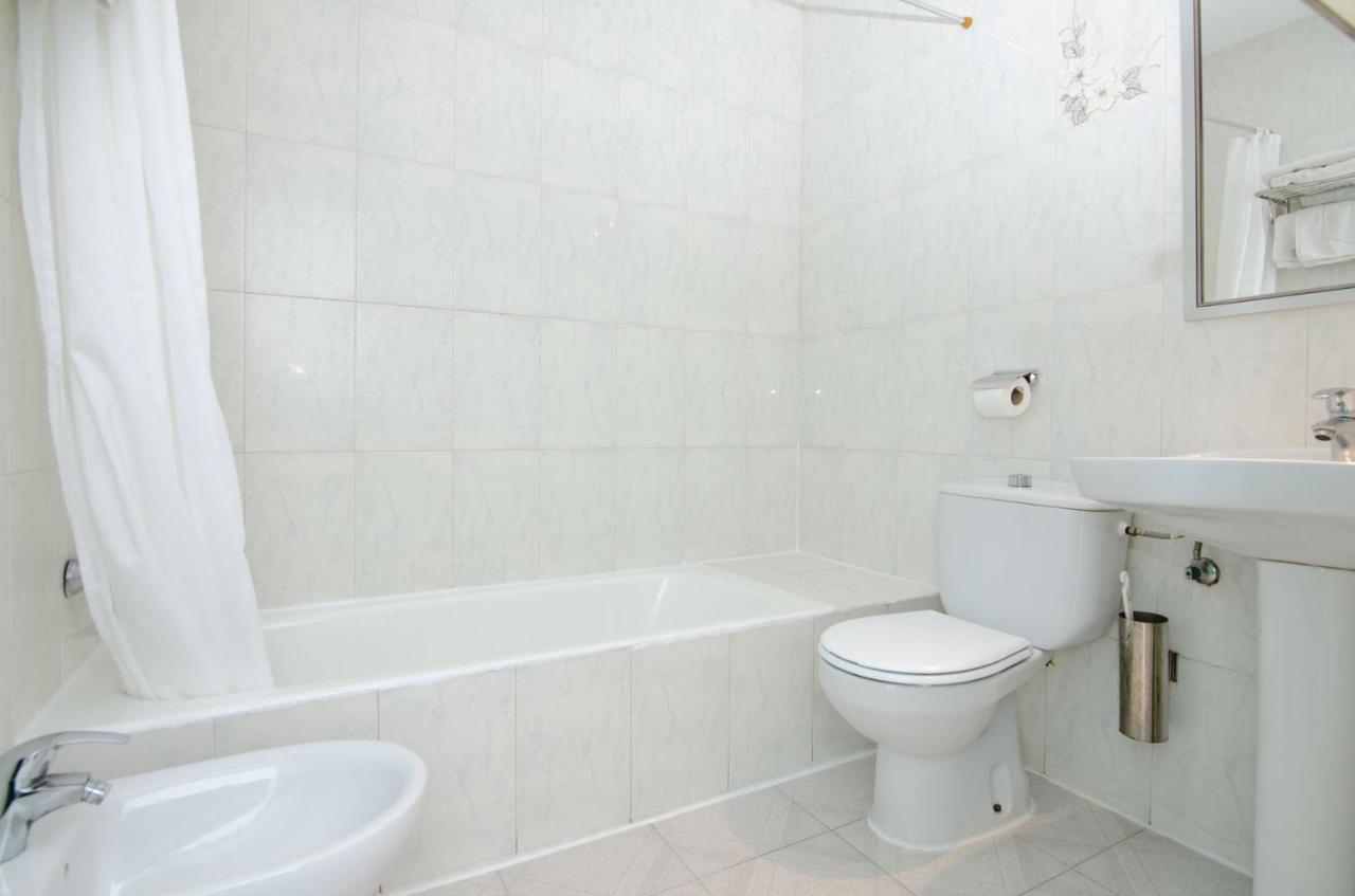 Hostal Manolo Garrucha Kültér fotó
