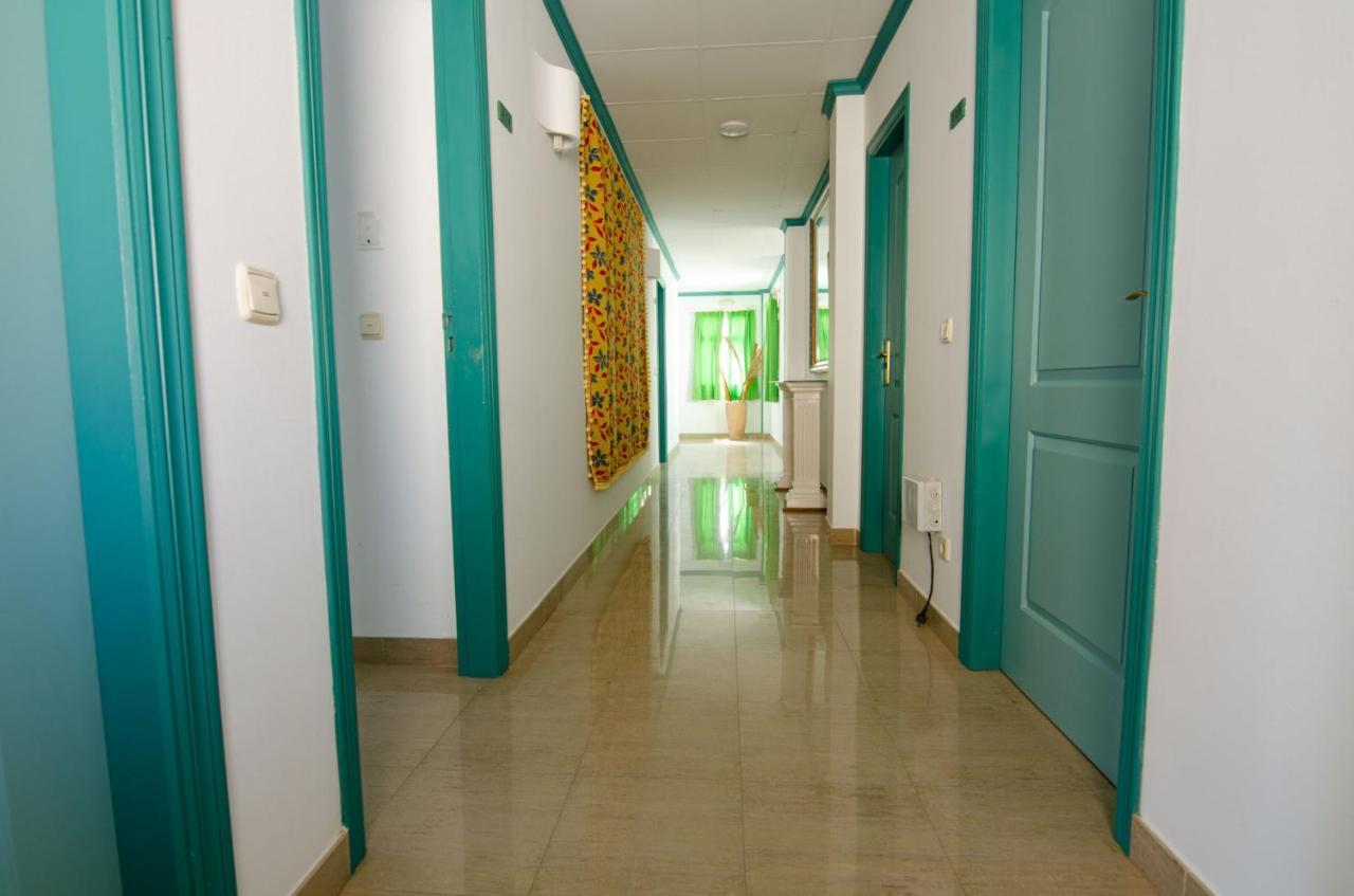 Hostal Manolo Garrucha Kültér fotó
