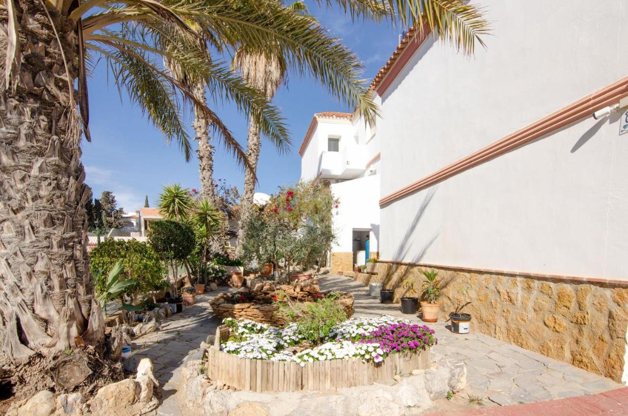 Hostal Manolo Garrucha Kültér fotó