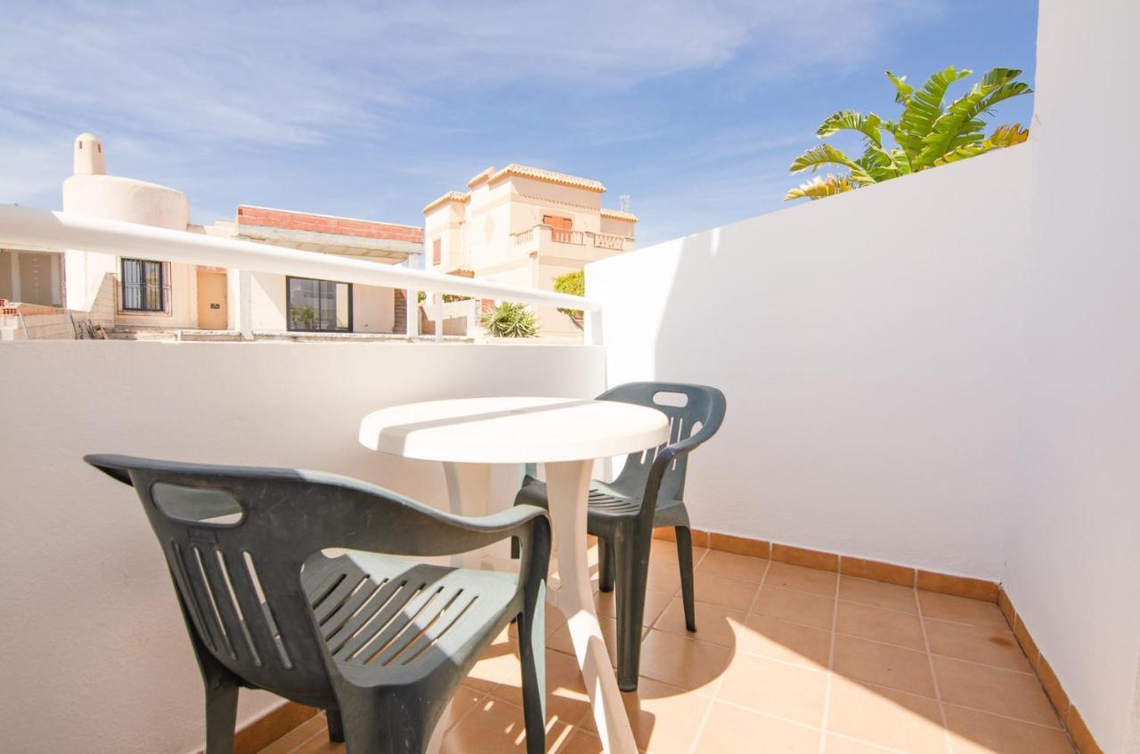 Hostal Manolo Garrucha Kültér fotó