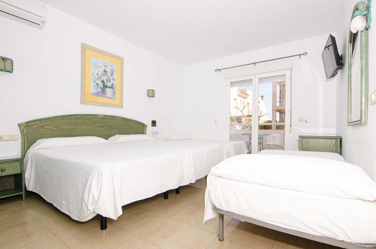 Hostal Manolo Garrucha Kültér fotó