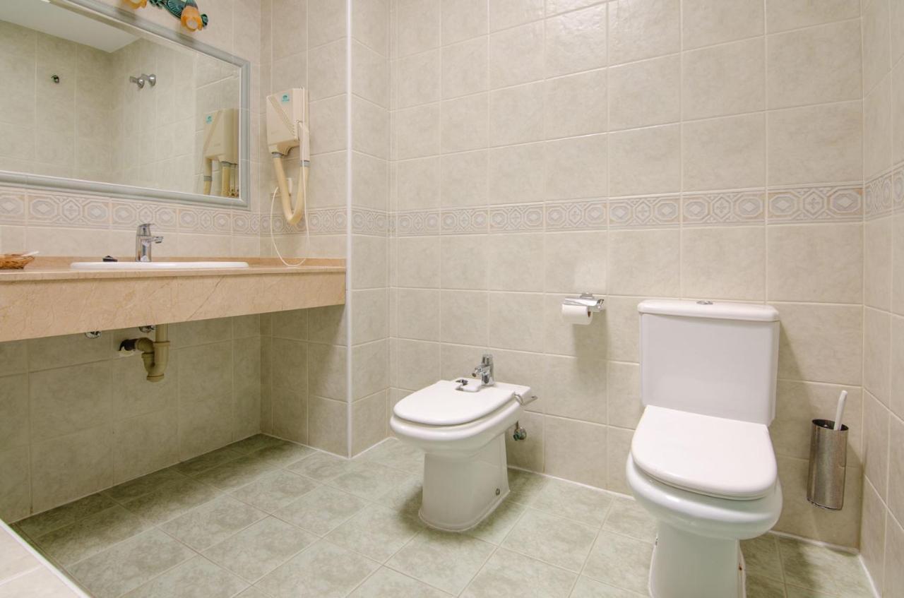 Hostal Manolo Garrucha Kültér fotó