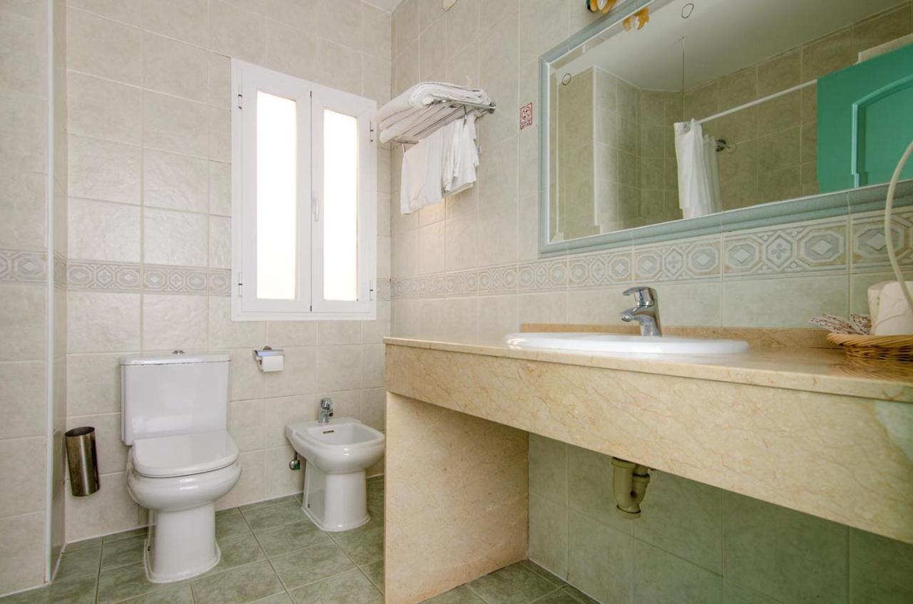 Hostal Manolo Garrucha Kültér fotó