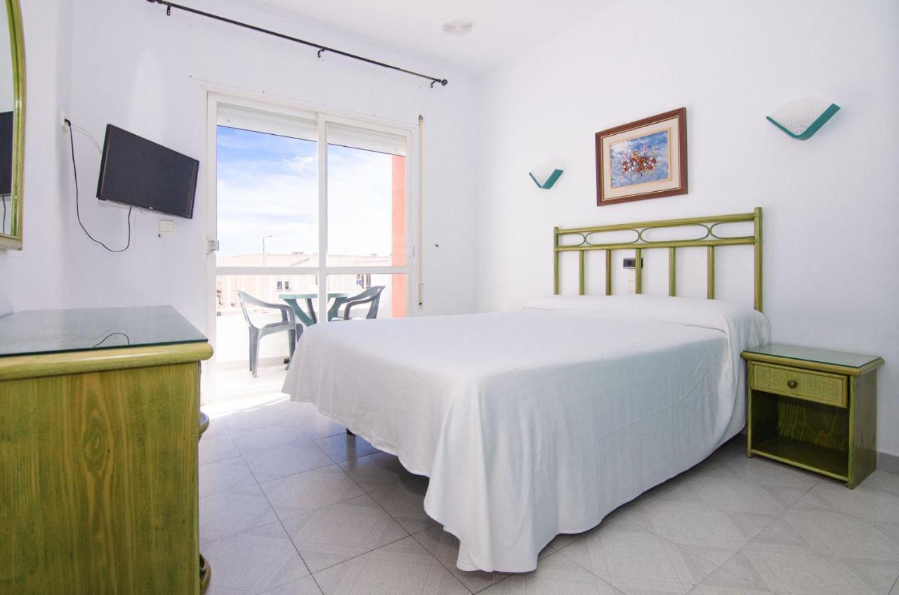 Hostal Manolo Garrucha Kültér fotó