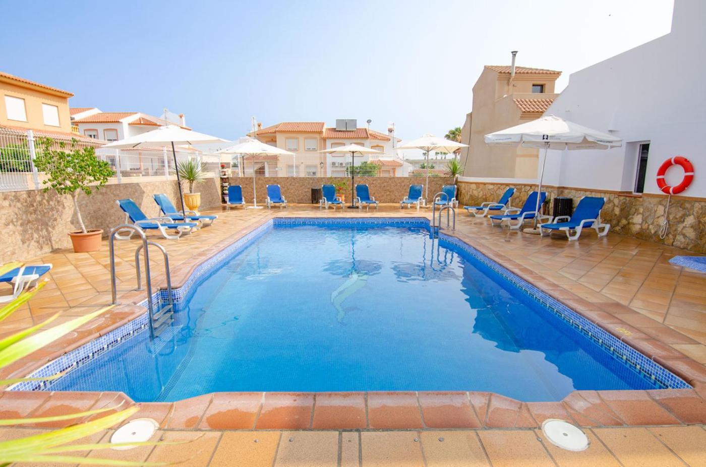 Hostal Manolo Garrucha Kültér fotó