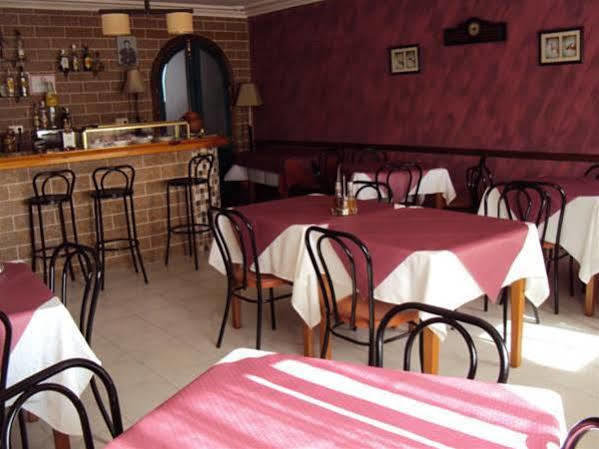 Hostal Manolo Garrucha Kültér fotó
